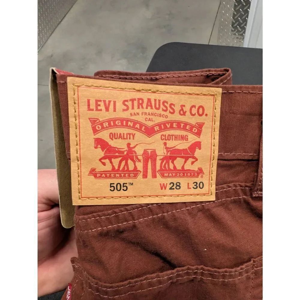 NWT Levi's 505™ Regular Fit Straight Leg 5-pocket Burnt Orange Pants Men's 28 x - Picture 4 of 5